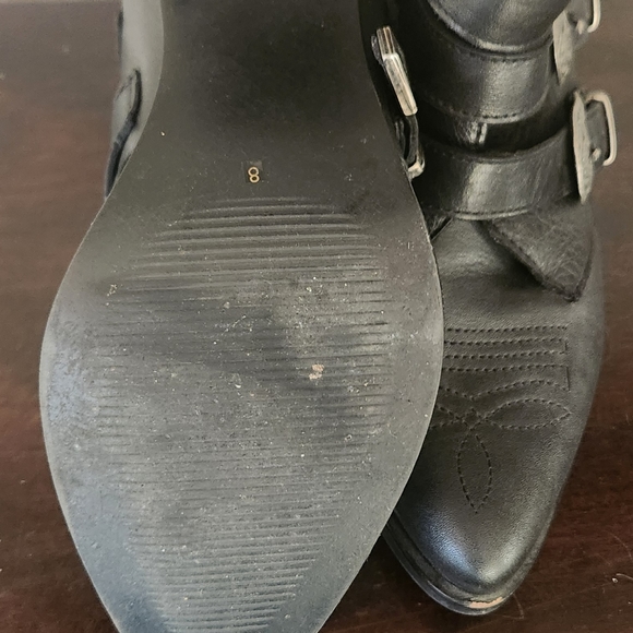 Steve Madden size 8 booties - Picture 4 of 6